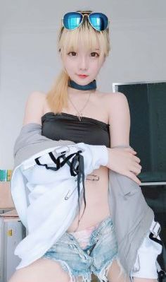 卧铺车上把她摸高潮了正常吗_西瓜视频在线观看