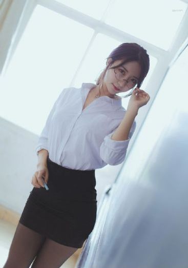 人妻少妇被粗大爽ⅹxoo漫画_迅雷下载电影