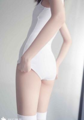 14岁女孩迈开腿打扑克_HD神马影院在线