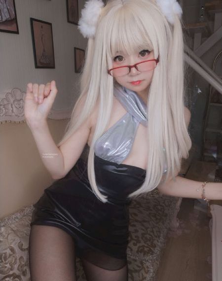 美女爆乳人体艺术_1080高清迅雷在线观看