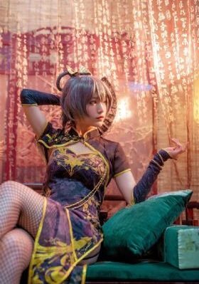 极品大胸美女图片_720在线视频播放